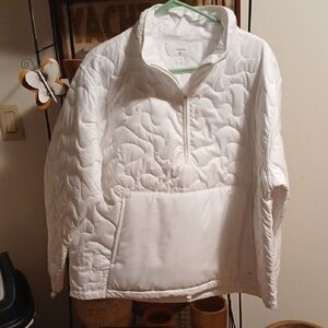 Elegant White Quilted Women's Puffer Jacket